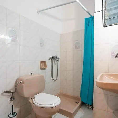 Dorothy's Seaview Apartament Charaki